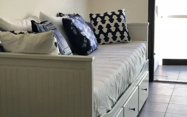 Luxury Anfaplace Living Resort