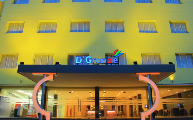 OYO 666 D' Grande Hotel Batam