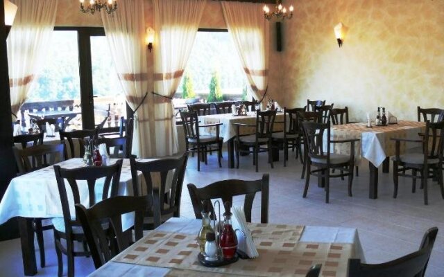 Bela Family Hotel