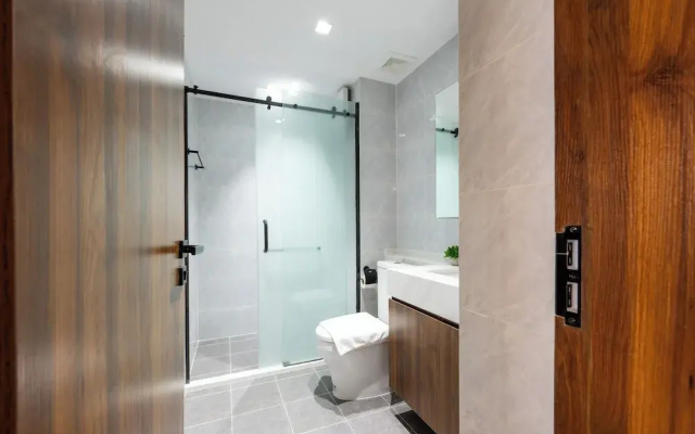 The Pinnacle Residence Service by Soben