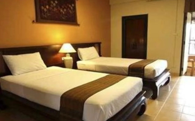 Tadkham Village, Chiang Mai