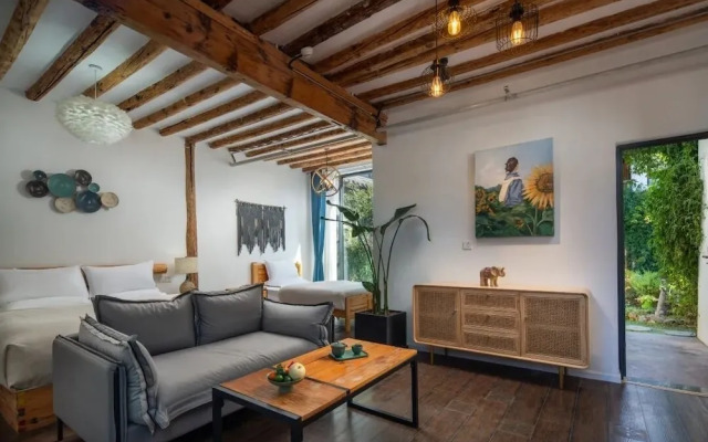 lijiangluxianbaomimihuayuankezhan