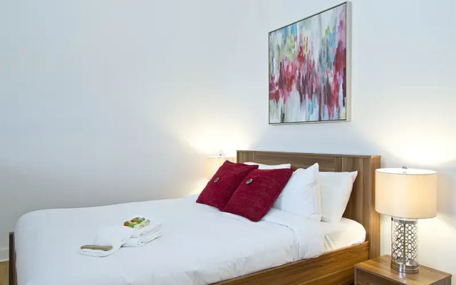 Architectural 2BR in Wicker Park by Sonder