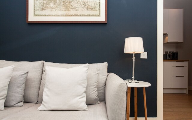 1 Bedroom Garden Apartment Near Gloucester Road Station