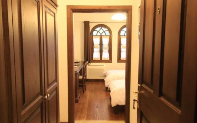 Boutique Hotel Muzaka (Historic Center)