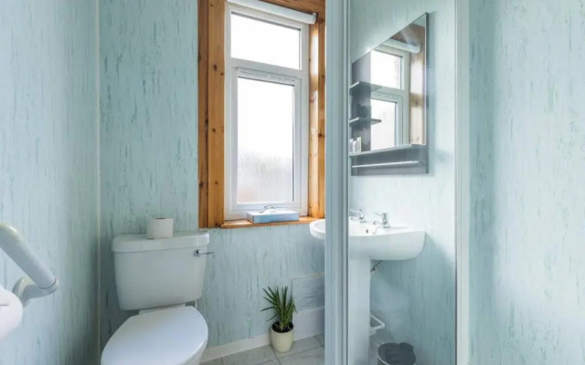 Beautiful 2 bedroom flat in Edinburgh