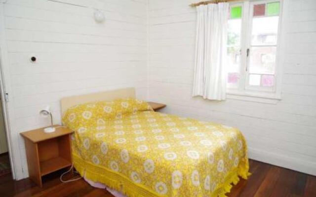 Almare, 7 Gowing Street