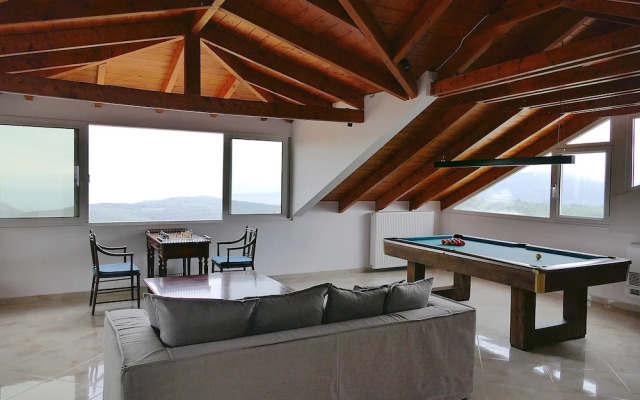 Eleftherion Comfort Living Lefkada