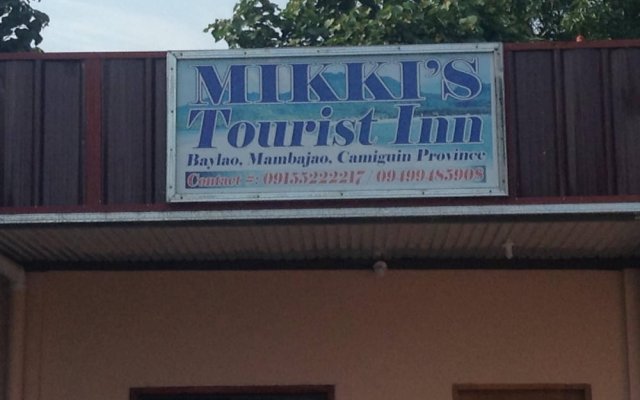 Mikki's Tourist Inn