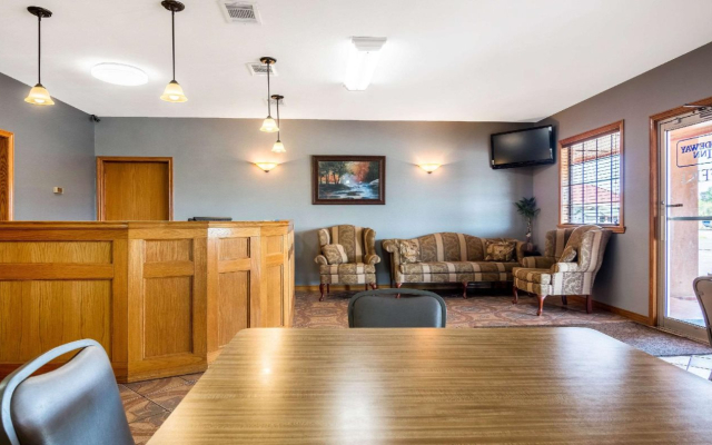 Rodeway Inn Broken Bow - Hochatown