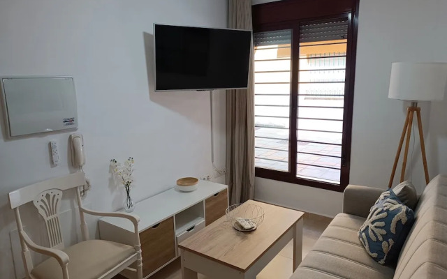 Amazing & Renovated 2-bedroom Flat in Fuengirola