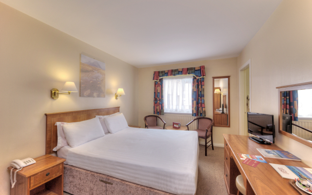 Muthu Fort William Hotel