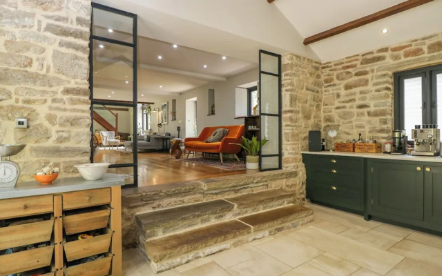 The Ivy Barn