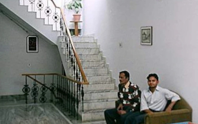 Hotel Surya