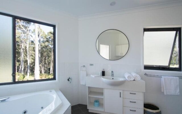 Interludes by Willinga Park