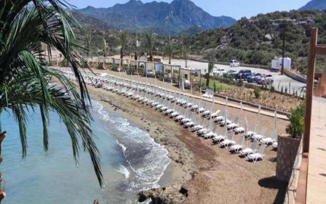 Penthouse With Breathtaking Panoramic Views of Mediterranean sea and Mountain