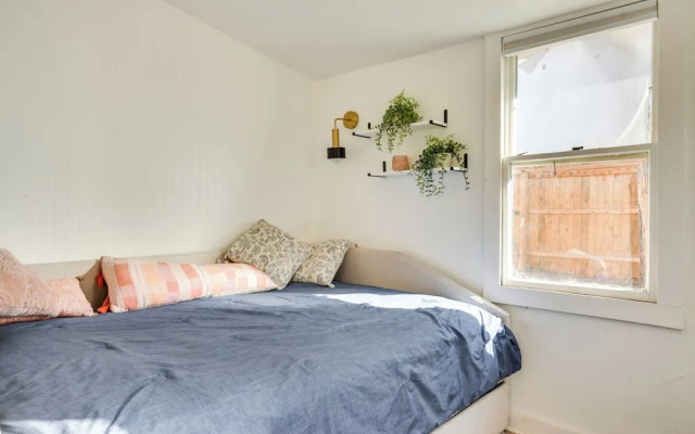 Near UNM & ABQ Biopark: East Dtwn Studio