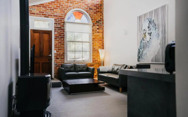 Albert Guest House And Mills Spa Suites