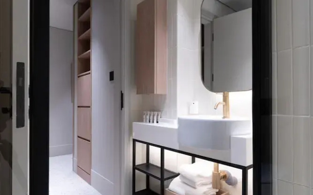 Unit 2223 Upside Living