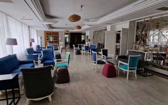 Nereus Hotel