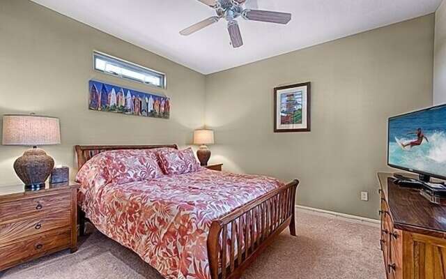 Waikoloa Beach S O-33 2 Bedroom Condo by RedAwning
