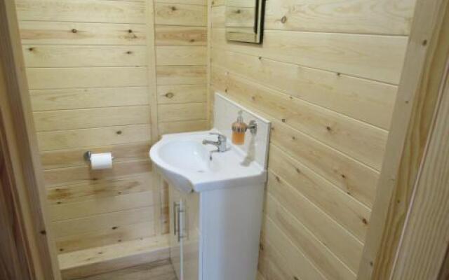 Riddings Wood lodges