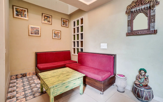 Townhouse OAK Hotel Dev Villas