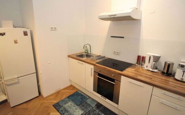 Apartment CityOase Vienna / 4. District