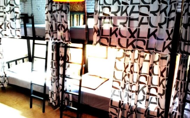 1301Hostels Ayutthaya