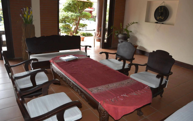 Bua Luang Hotel