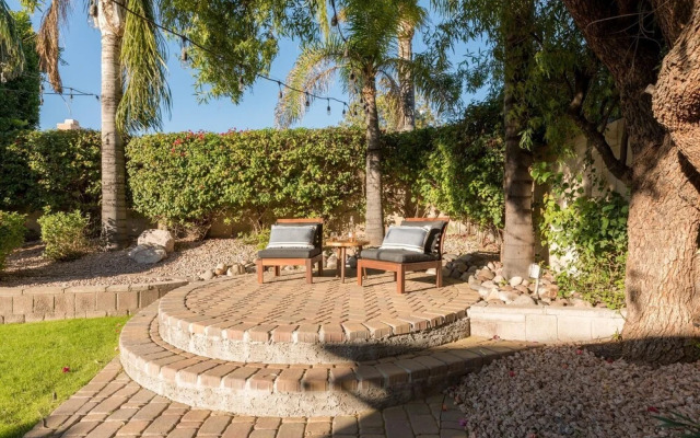 Dwight in Scottsdale