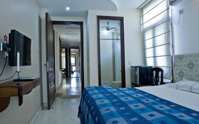 Dan & Clover Home – Guest Rooms – Delhi