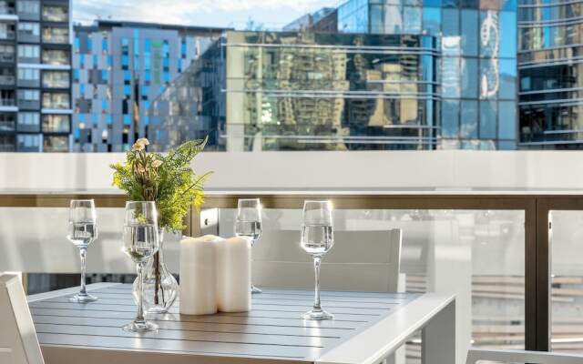 I02 China Town Luxury Service Apartment