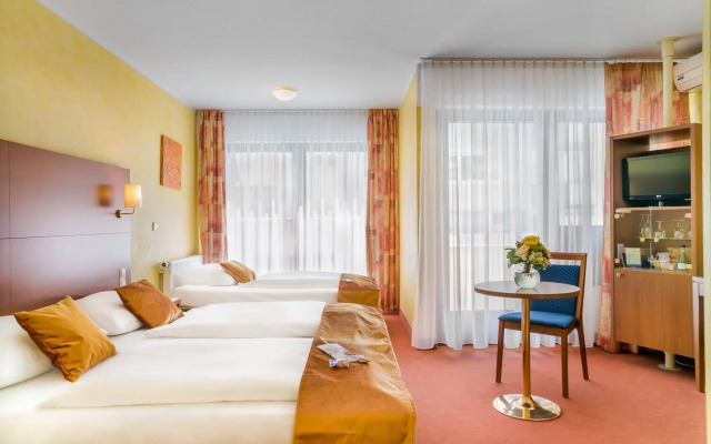 Novum Hotel Rega