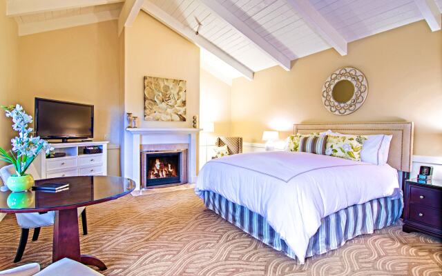Carriage House Inn