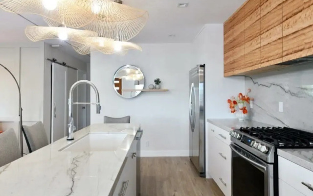 Luxury Cardiff By-the-sea Ocean View Parkhouse