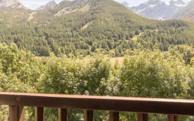 Apartment Roche Colombe