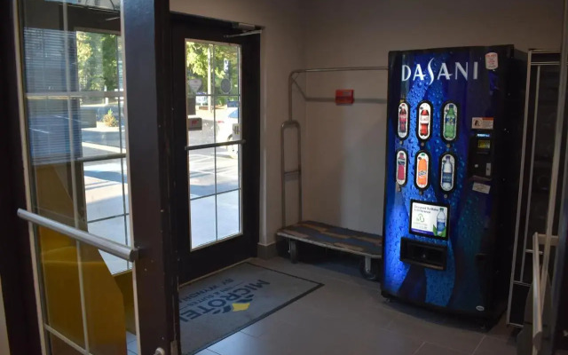 Microtel Inn & Suites by Wyndham Stockbridge/Atlanta I-75