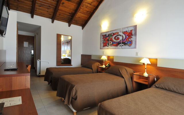 Pinares del Cerro Resort & Suites