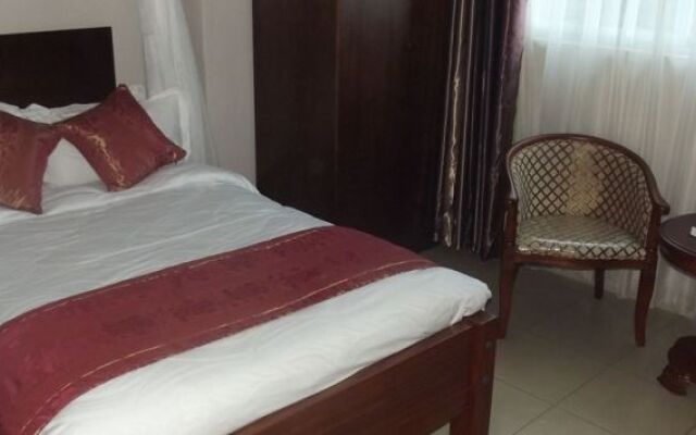 M P Hotel