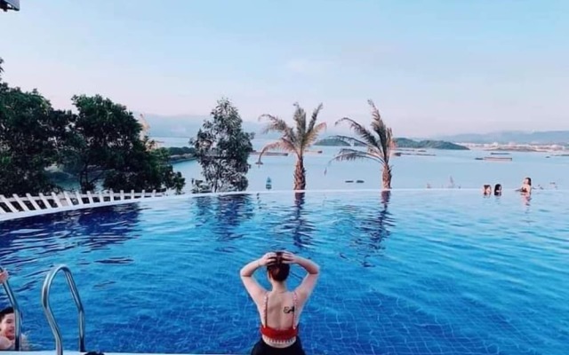 BBQ Villa & Hostel Ha Long