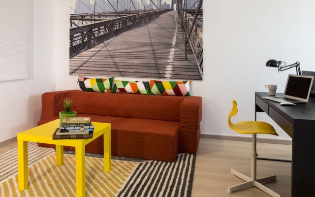 Studio R by MRG Apartments