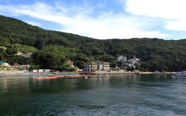 Way to Gonggogi Pension