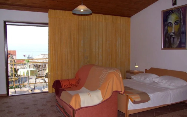 Apartment With 3 Bedrooms in Baška Voda, With Furnished Terrace and Wi