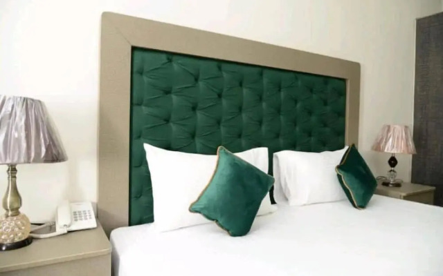 Executive Inn Guest House
