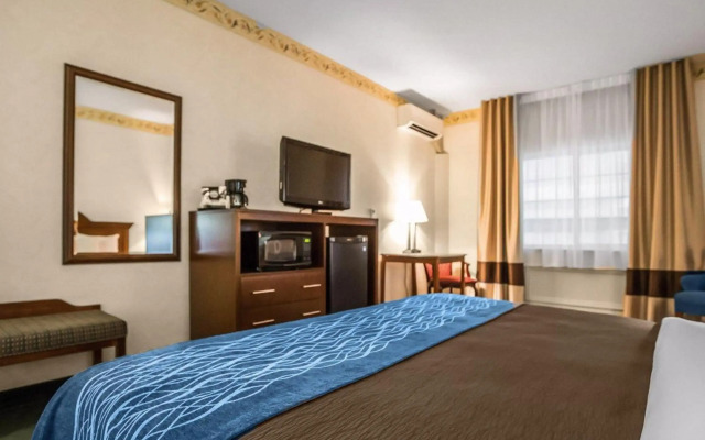 Quality Inn & Suites Dixon near I-88