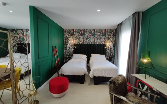 HOLM Boutique &Spa - IK Collection