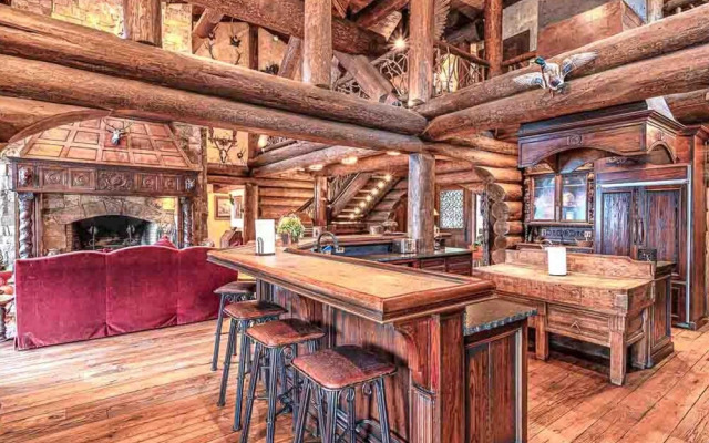 Forge Lake Lodge in Topton