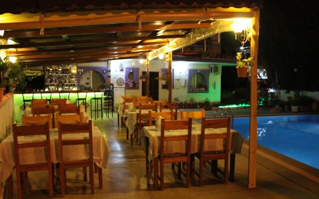 Alinda Villa
