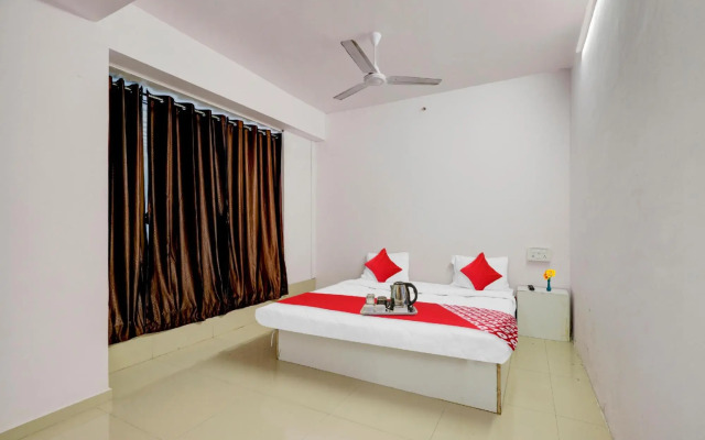 OYO Flagship 70173 Hotel Cozy Rooms